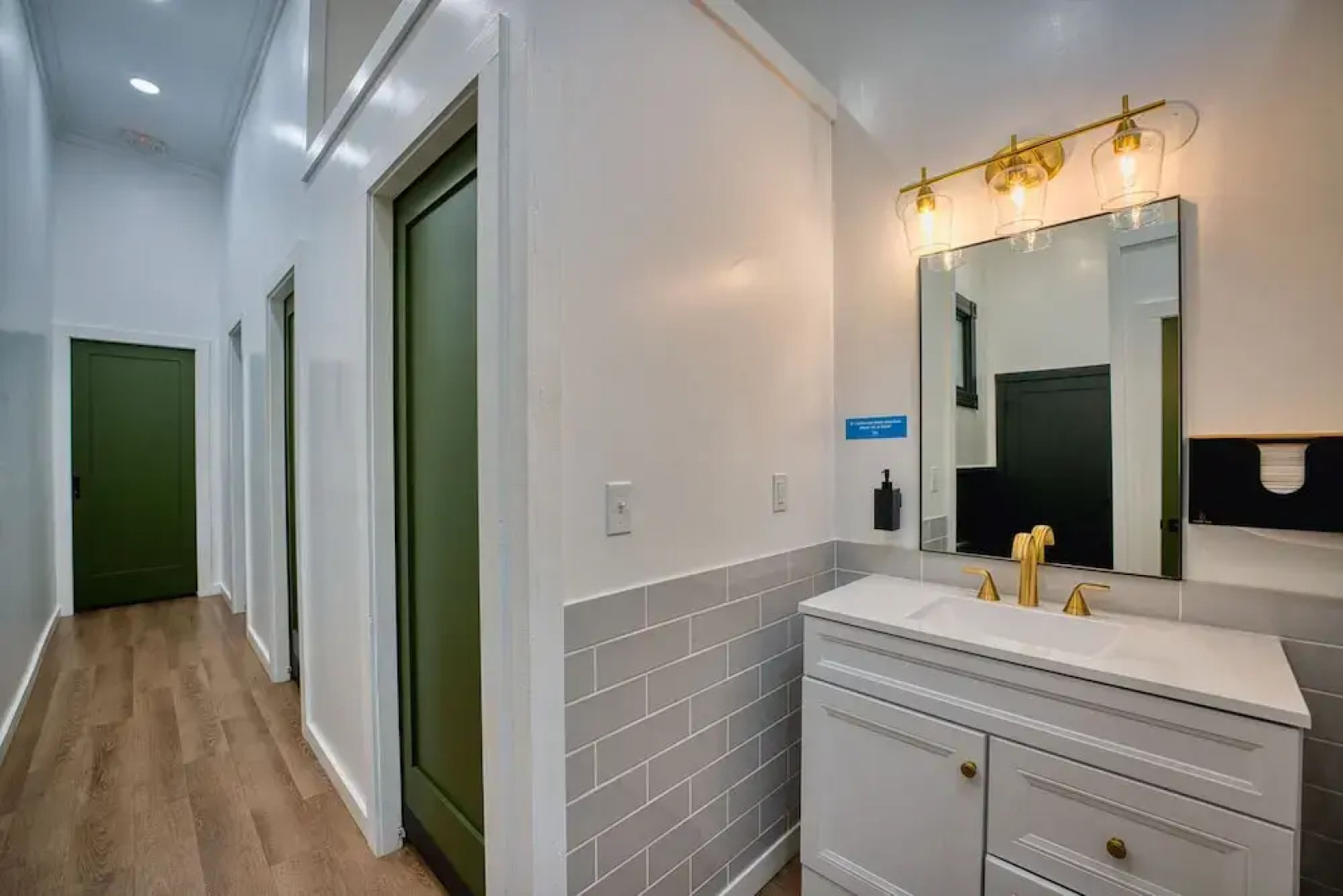 Howzit Hostels Hawaii