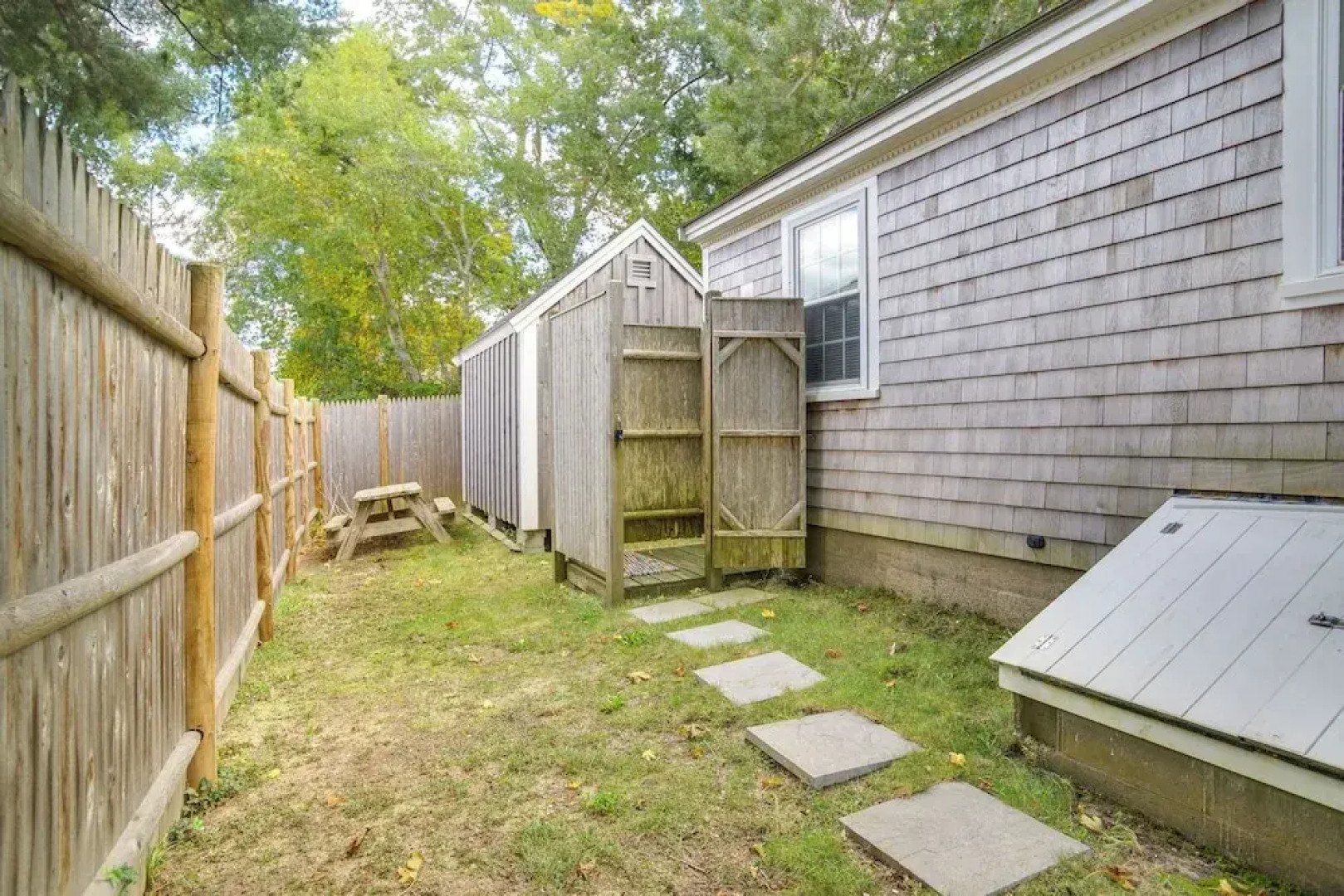 < 1 Mi to Beaches: Classic Cape Cod Cottage