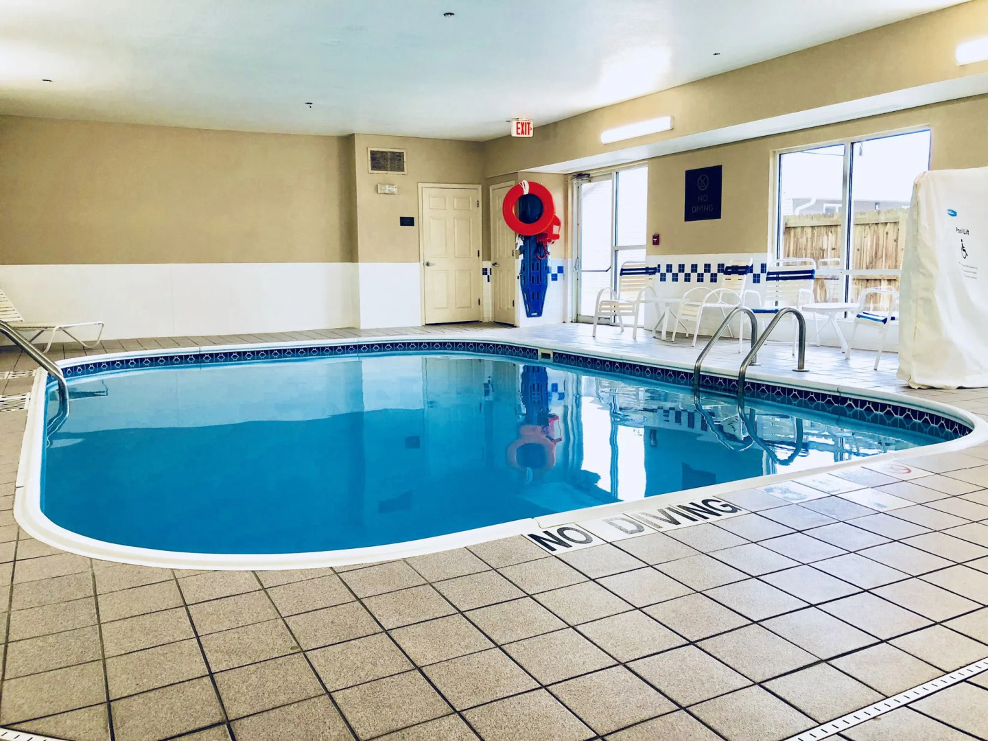 Comfort Suites Terre Haute University Area
