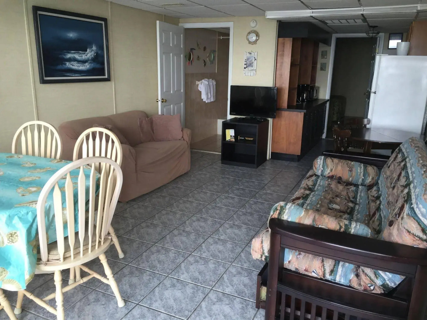 Four Winds Condo Motel