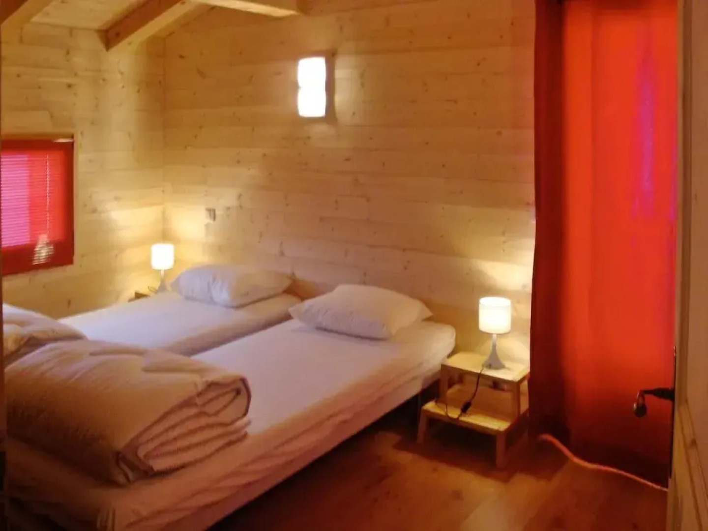 Chalet With 6 Bedrooms in Saint-jean-d'aulps, With Wonderful Mountain View, Enclosed Garden and Wifi - 3 km From the Slopes