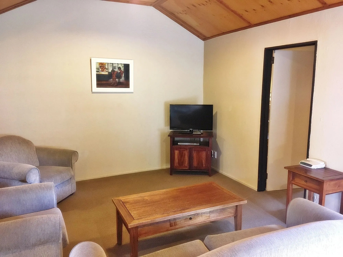 Woodlands Motels and Apartments