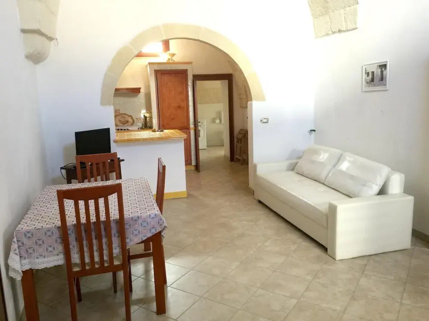 House With 4 Bedrooms in Surano, With Terrace and Wifi - 7 km From the