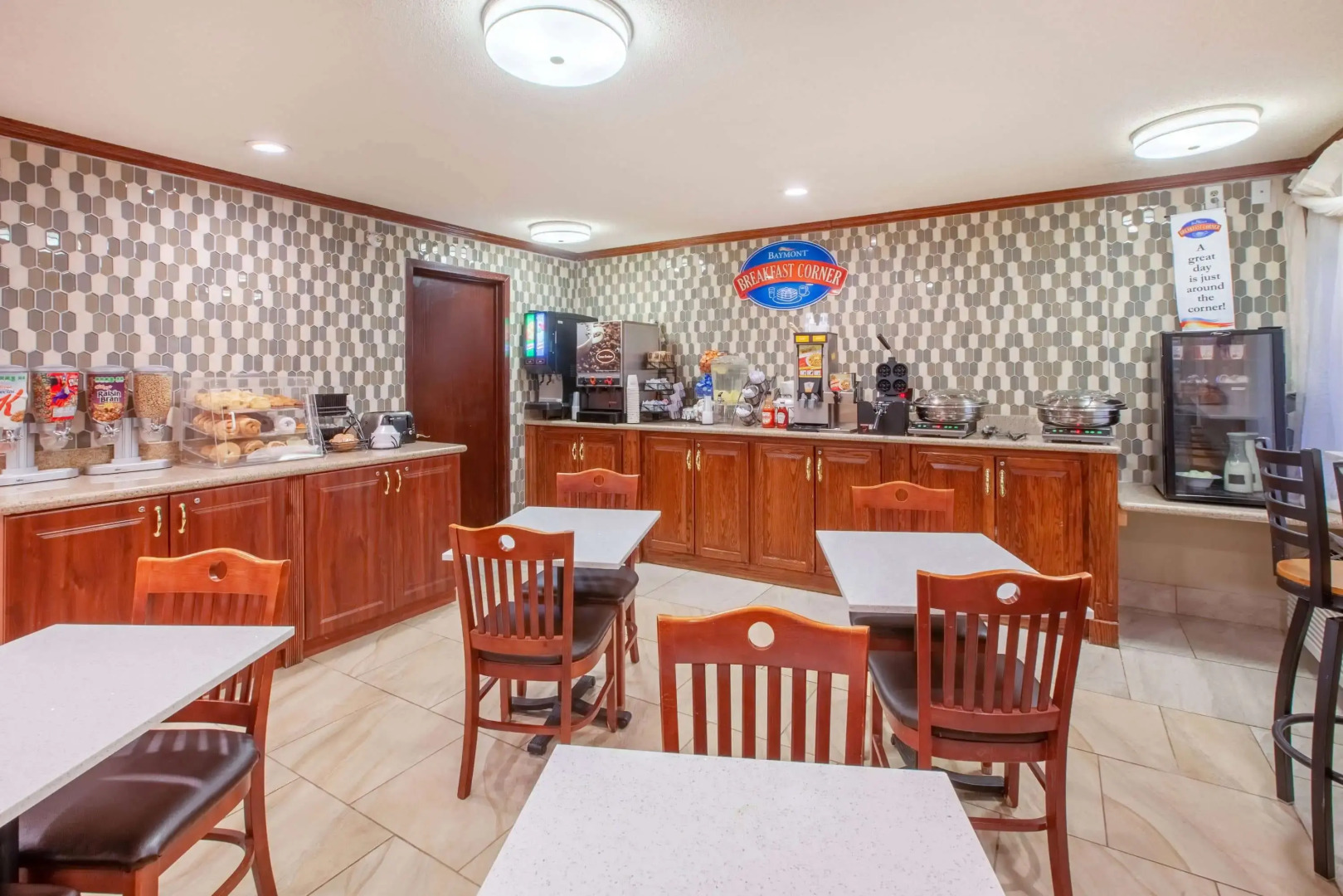 Baymont by Wyndham Grand Rapids Airport