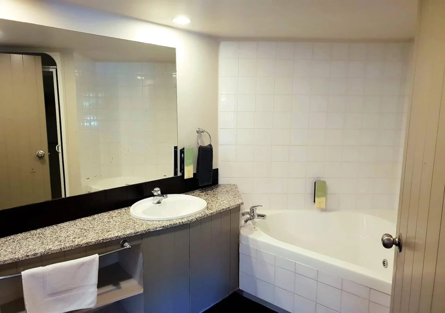 Parklane Motor Lodge