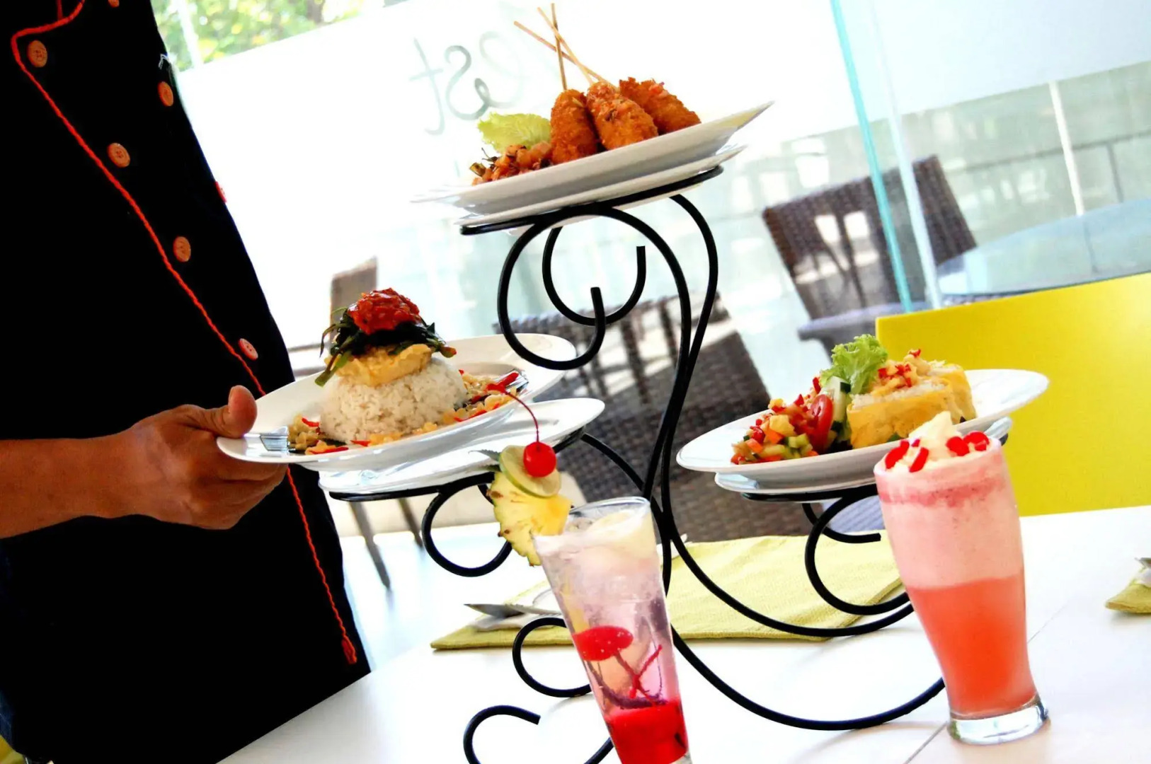 Zest Jemursari by Swiss-Belhotel International