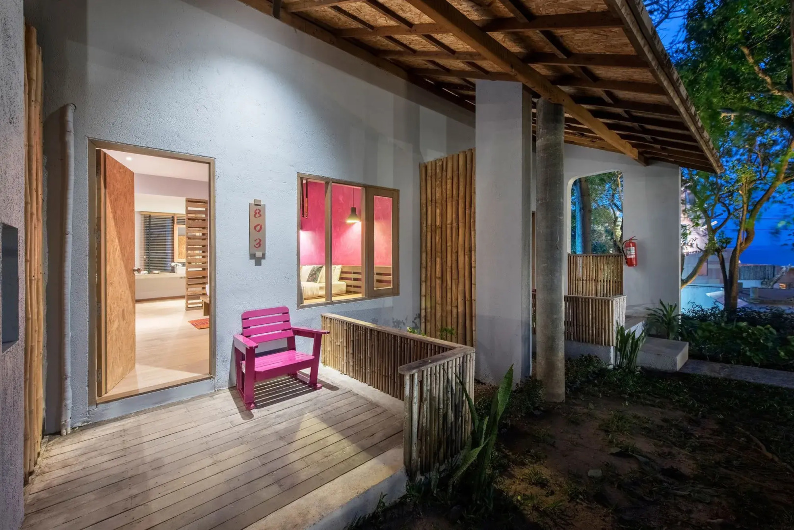 Bar And Bed (sleepless Society @ Samed)