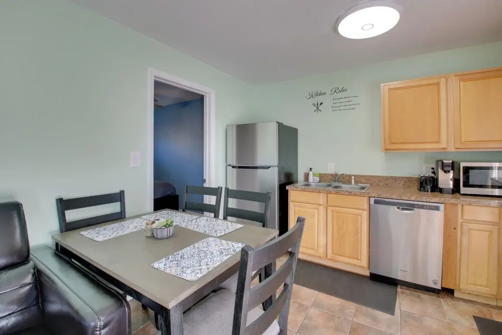 Hot Springs Condo w/ Lake Access & Boat Dock!