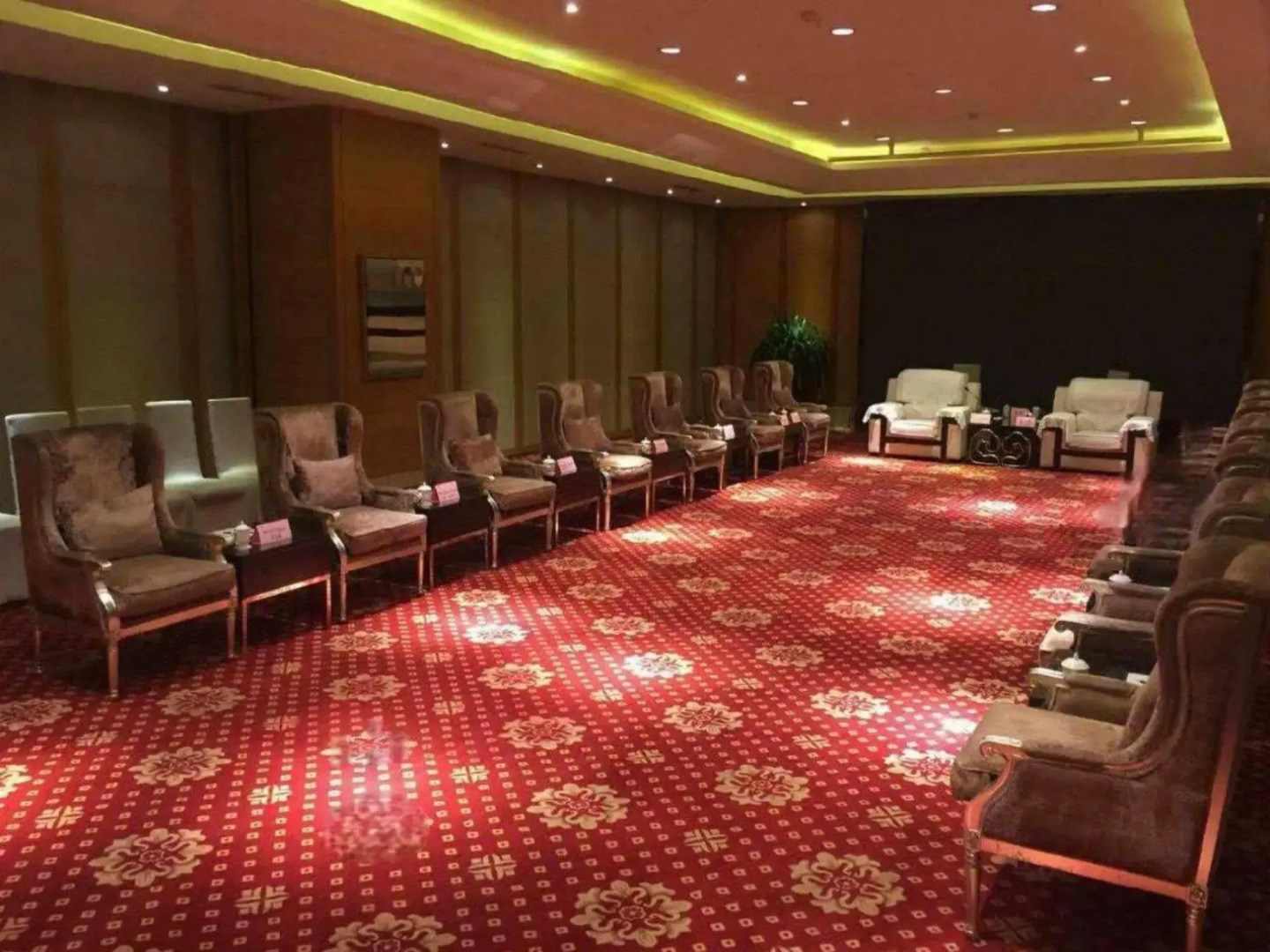 Datong Yun Gang Mei Gao Hotel