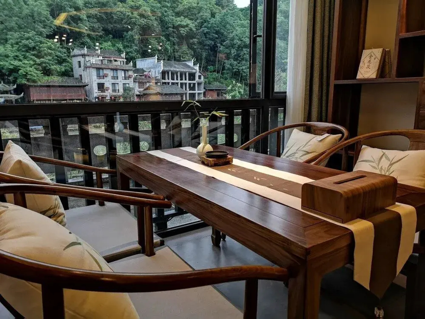 Pu Shu Man Jiang Jing Holiday Residence