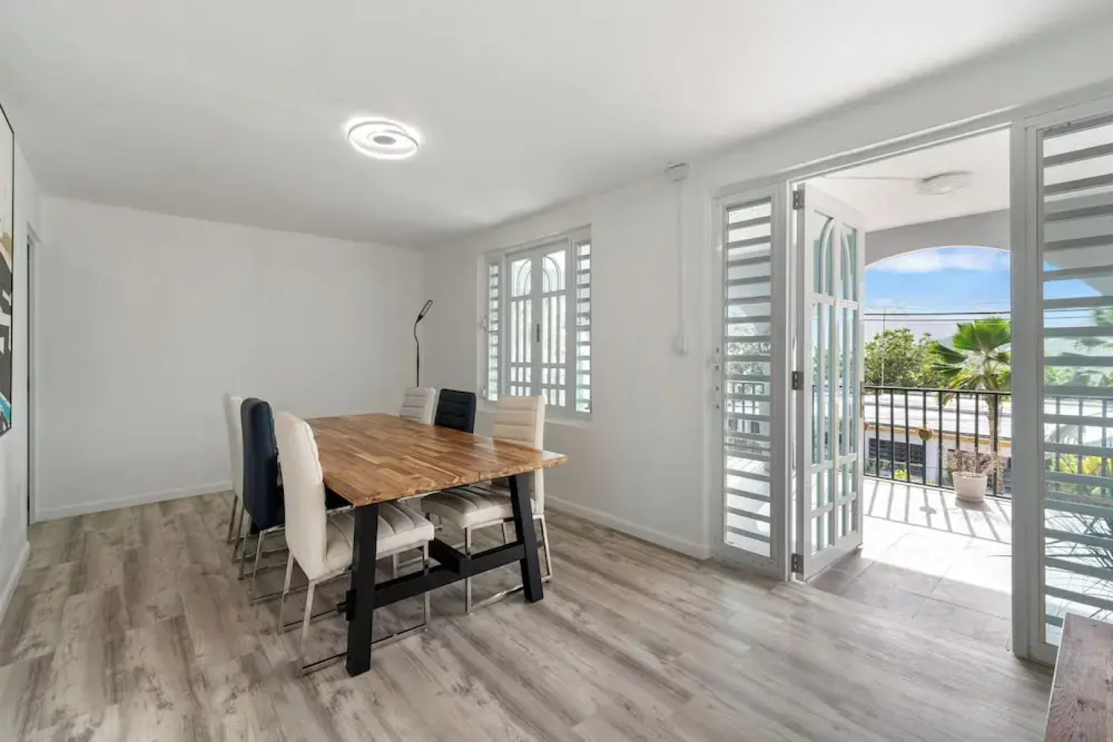 RainForest House by Otium