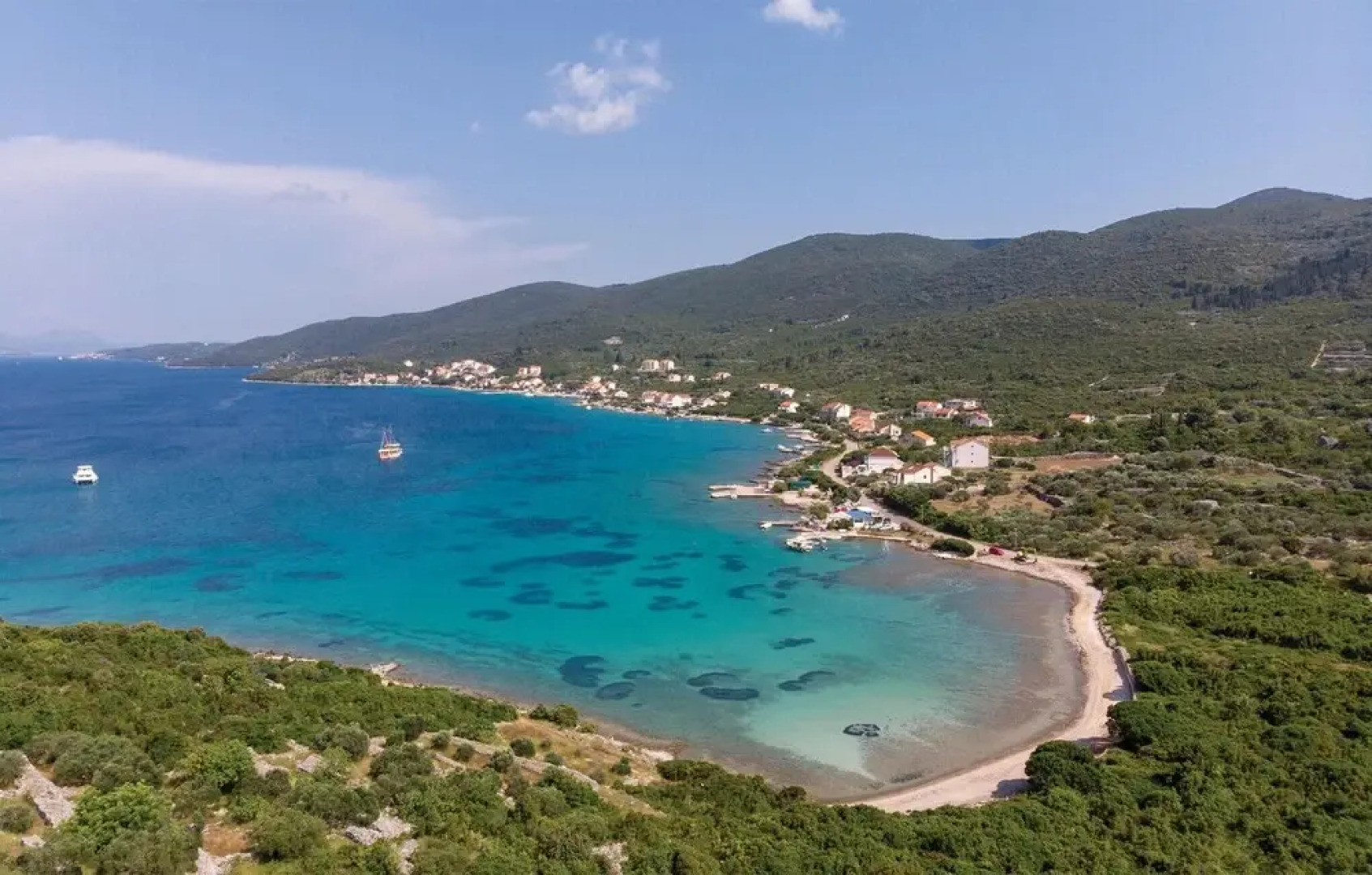 Nice Home in Kneze with Hot Tub, WiFi & Outdoor Swimming Pool