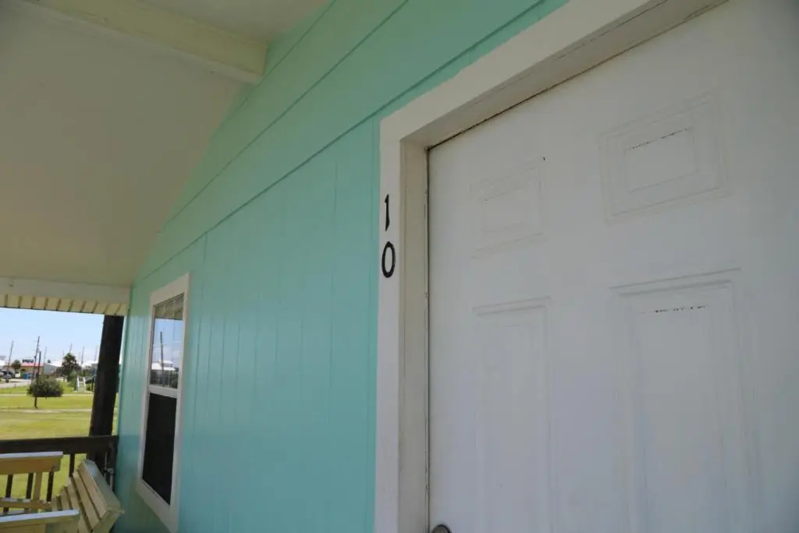 Blue Dolphin Inn and Cottages