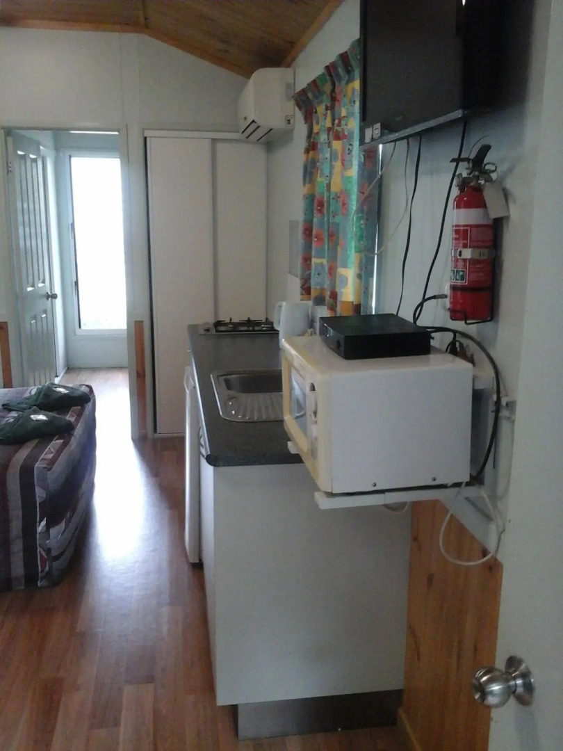 Riverside Tourist Park