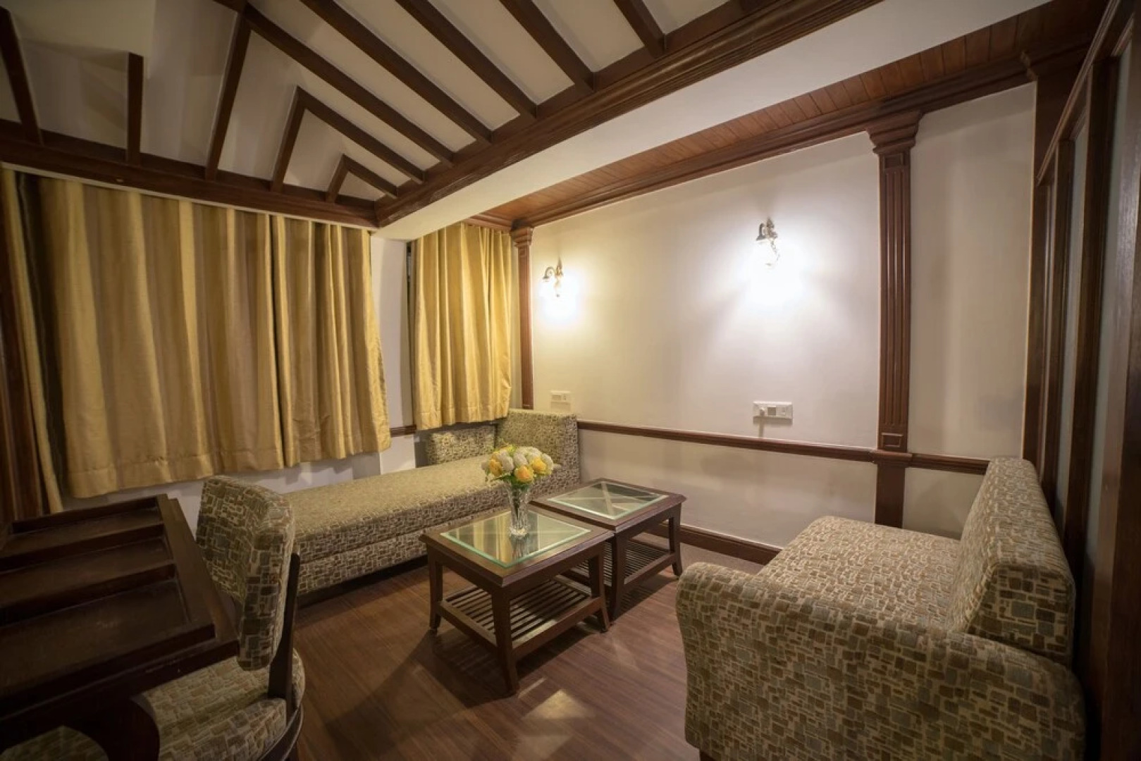 Hotel Brentwood Sanctuary