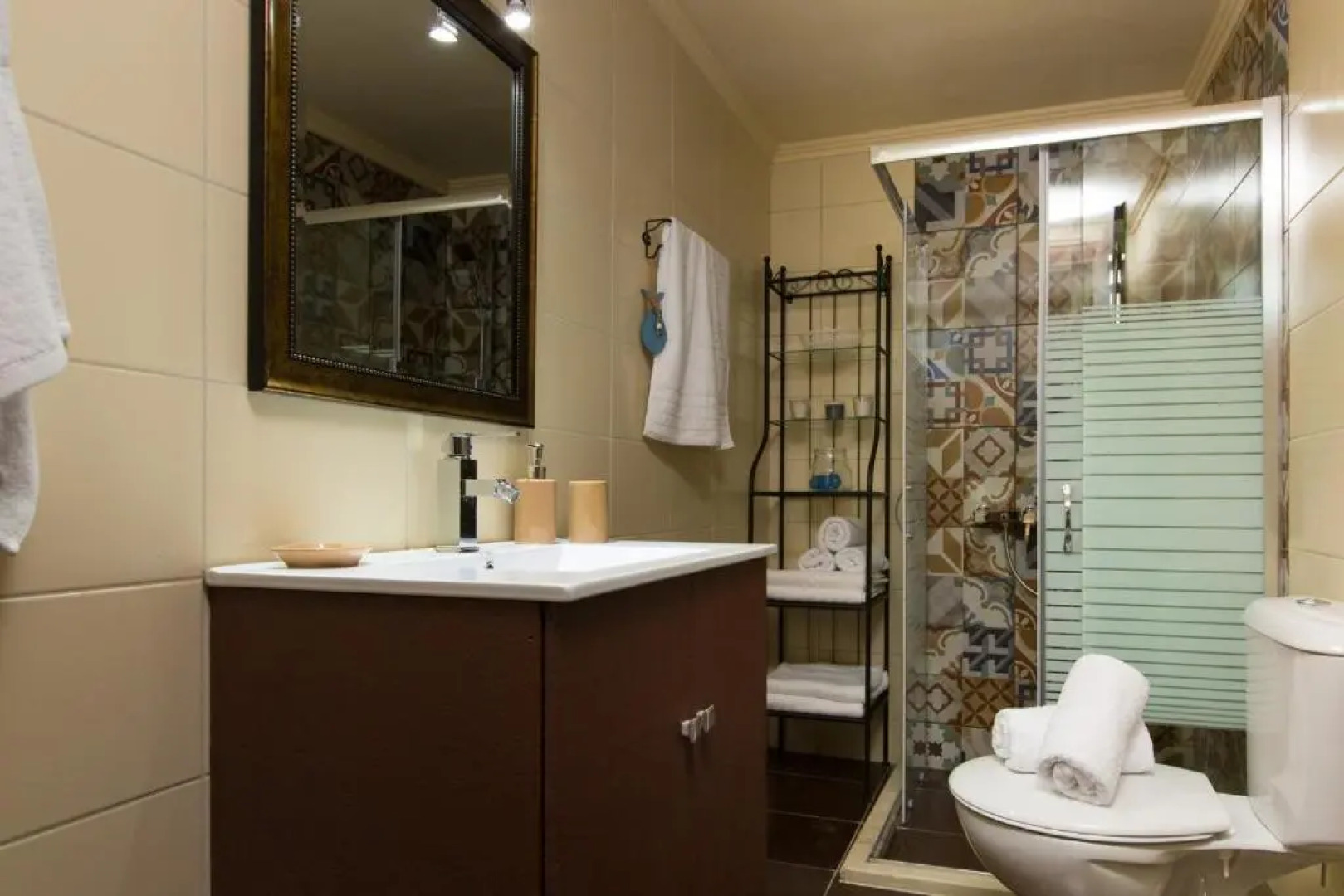 Beautiful & spacious villa with 38sqm pool & BBQ!