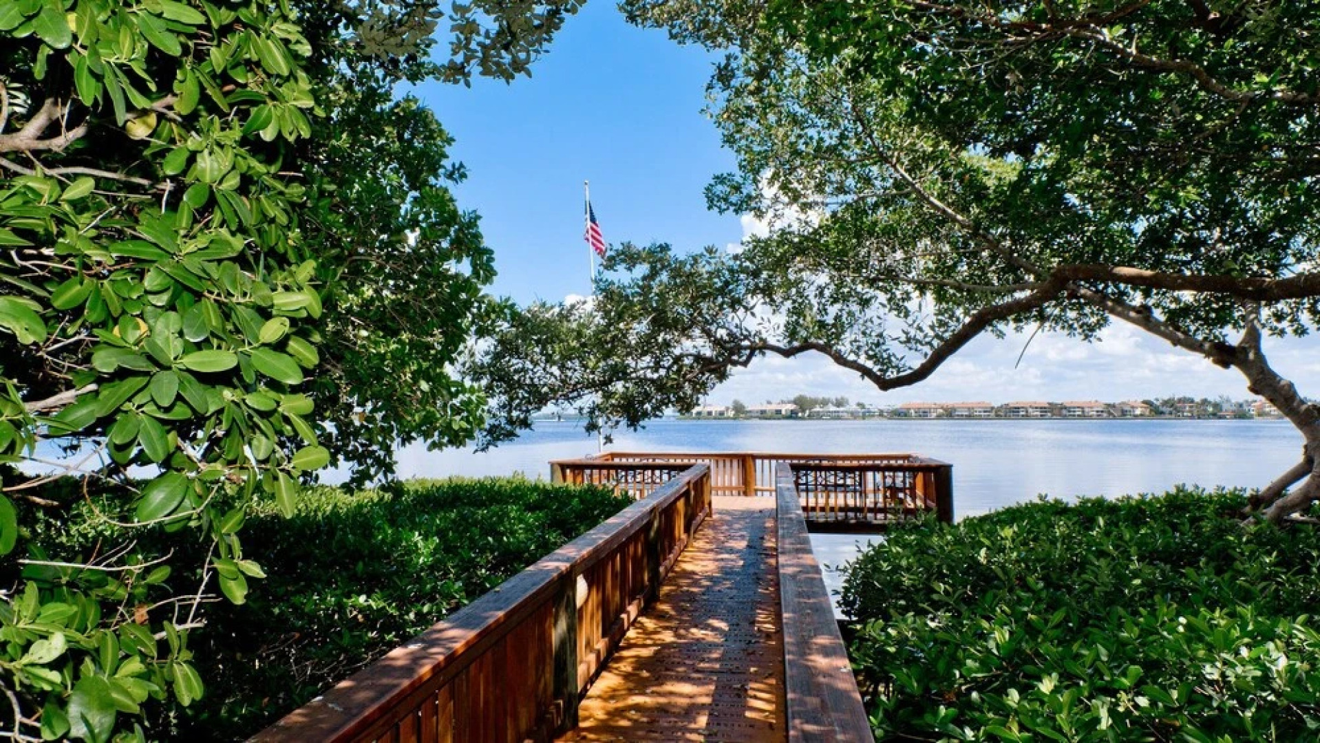 Runaway Bay Resort by BBG