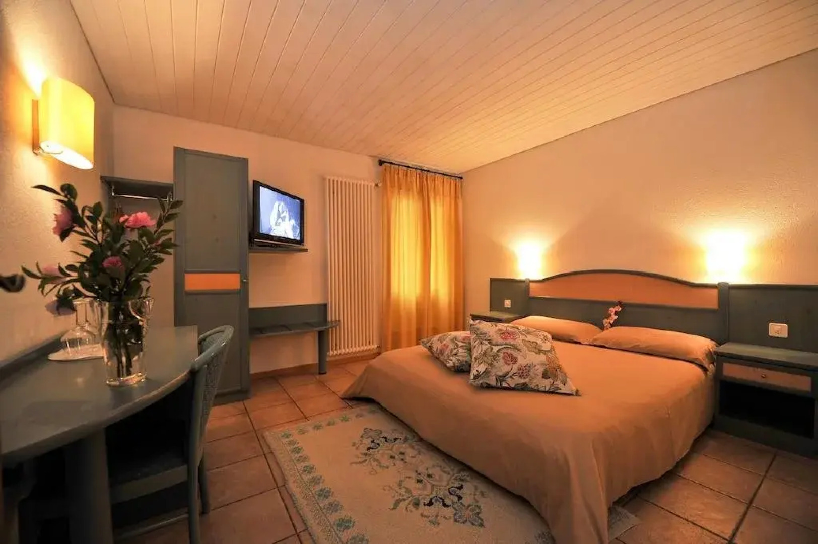 Hotel Ristorante Grotto Serta