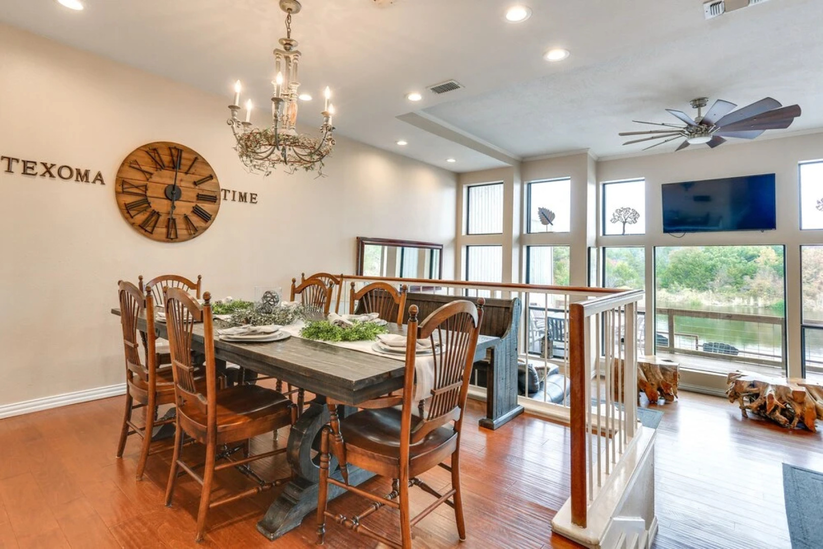 Lakefront Townhome in Pottsboro: Pets Welcome!