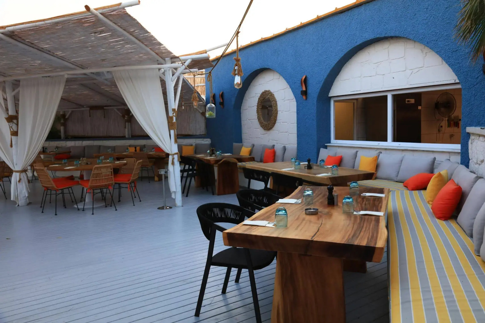 Design Plus Seya Beach Hotel