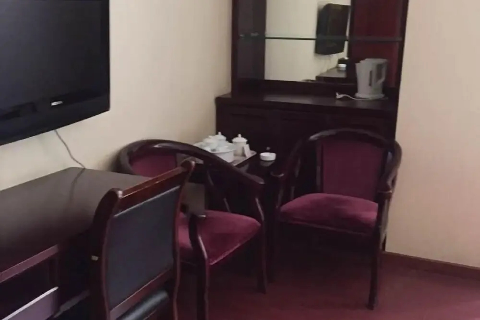 Huayue Business Hotel