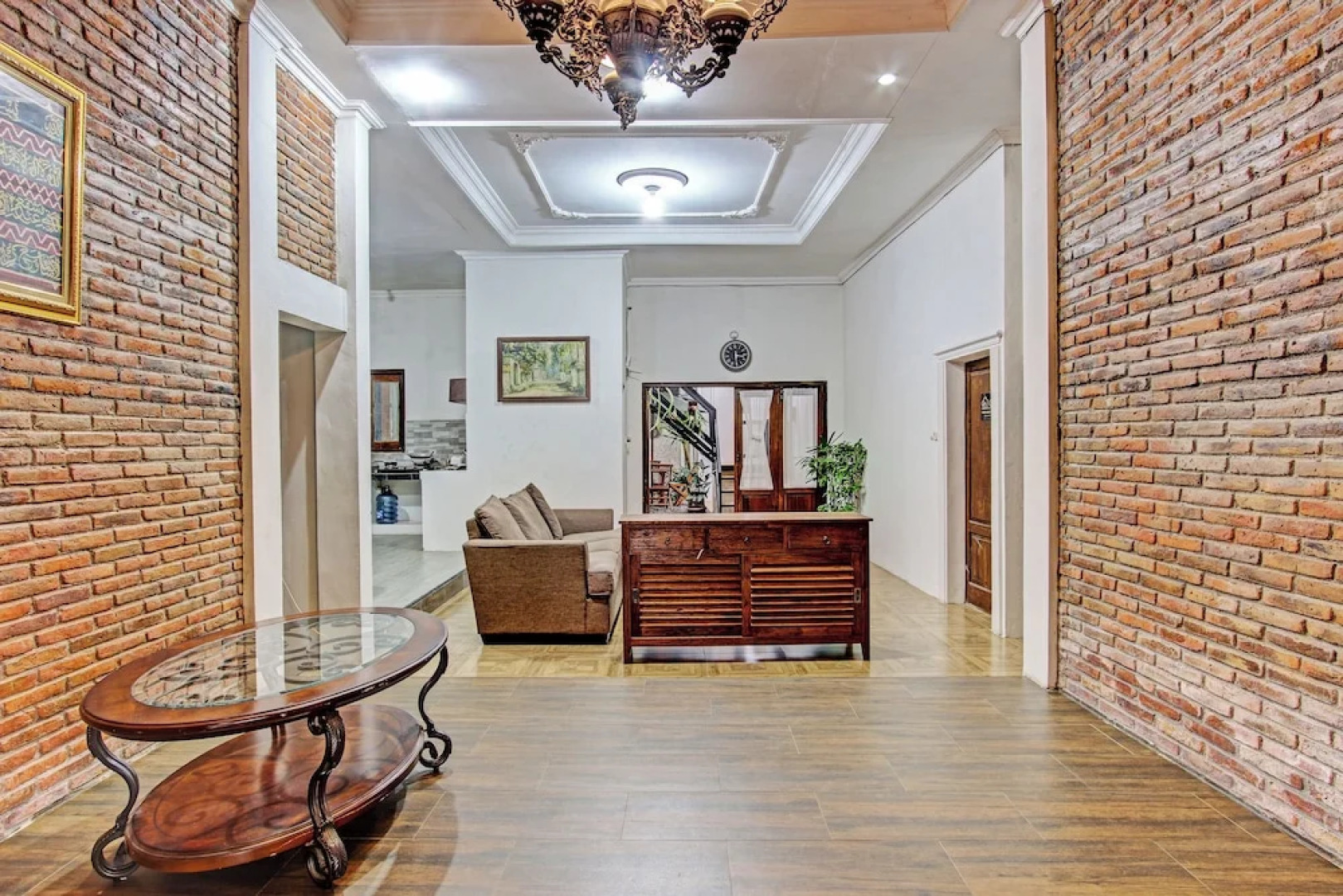 OYO 92757 Ndalem Pusponyidro Syariah