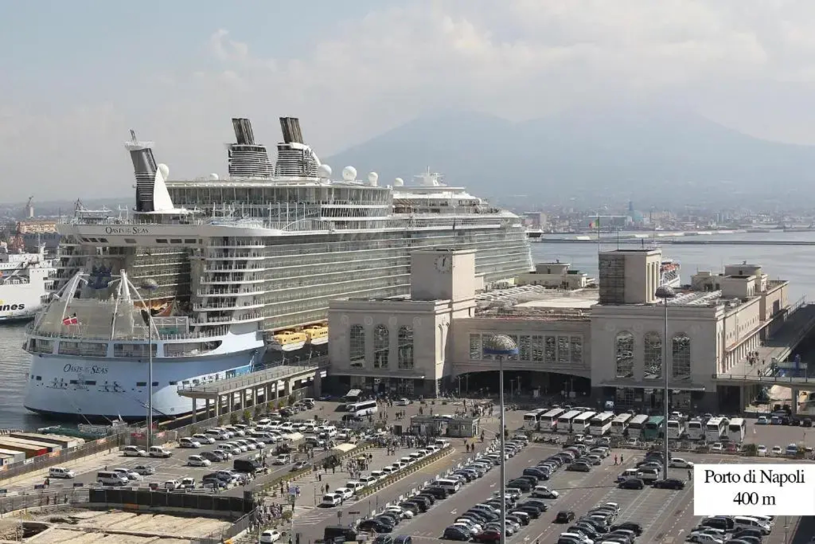 Santa Chiara Apartment