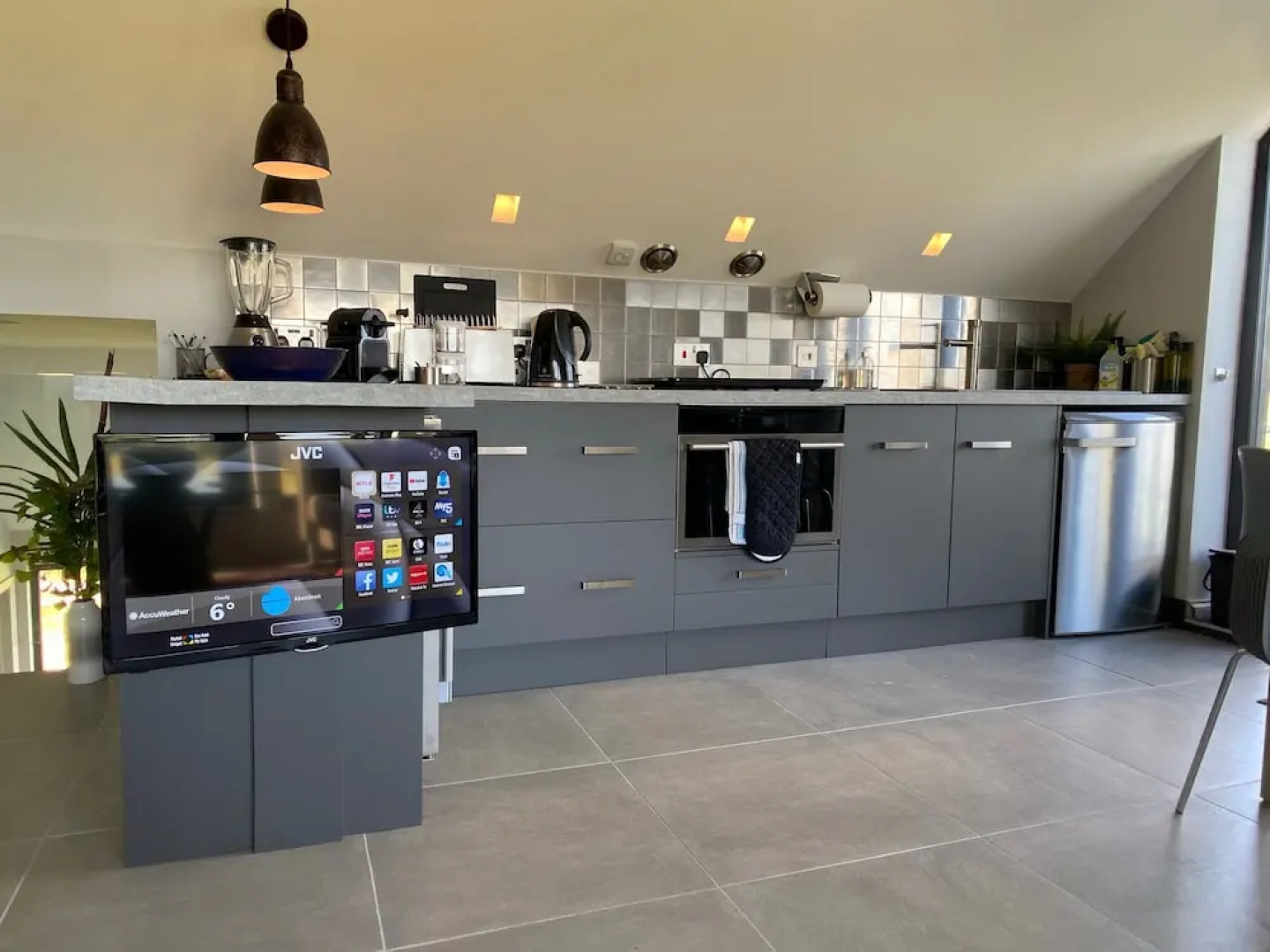 Downton Lodge Country B&B