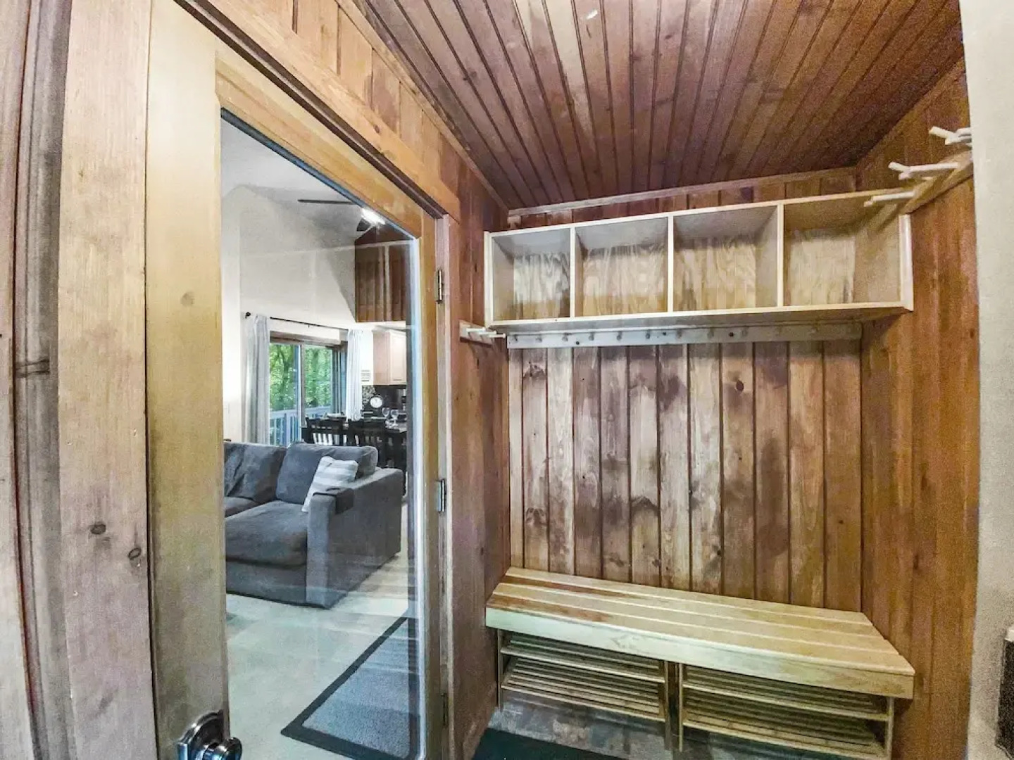 Okemo Westwood Condo 3 Bedroom Condo by RedAwning