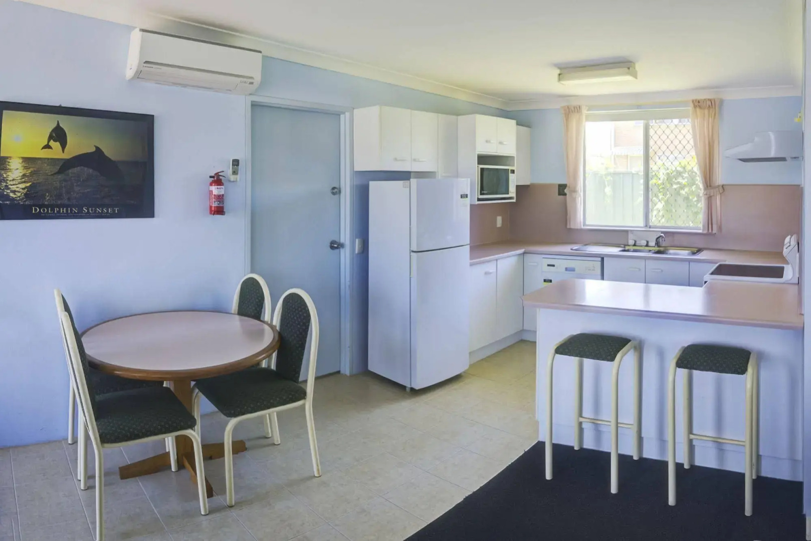 Haven Waters Motel & Apartments