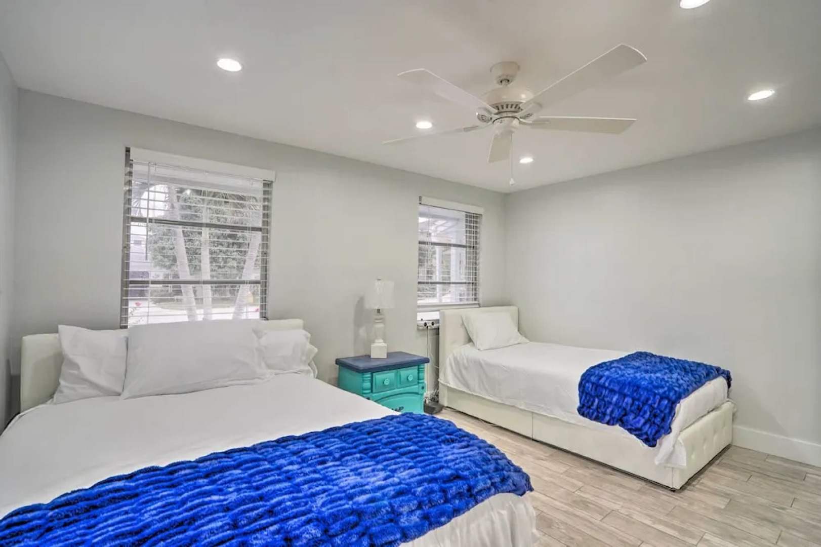 Waterfront Matlacha Home w/ Hot Tub & Grill!