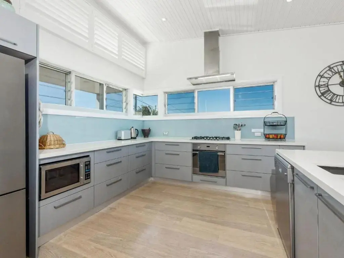 HARRINGTON Gerroa 4pm check out Sundays