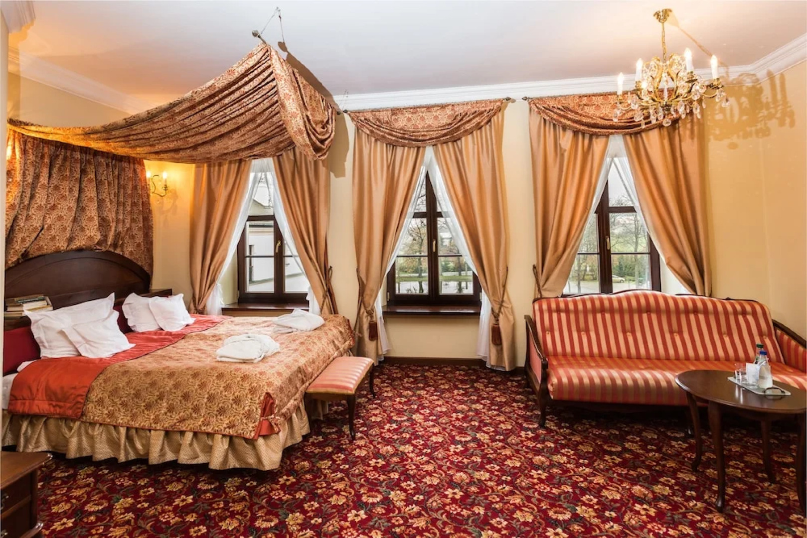 Dwór Kombornia Hotel & SPA