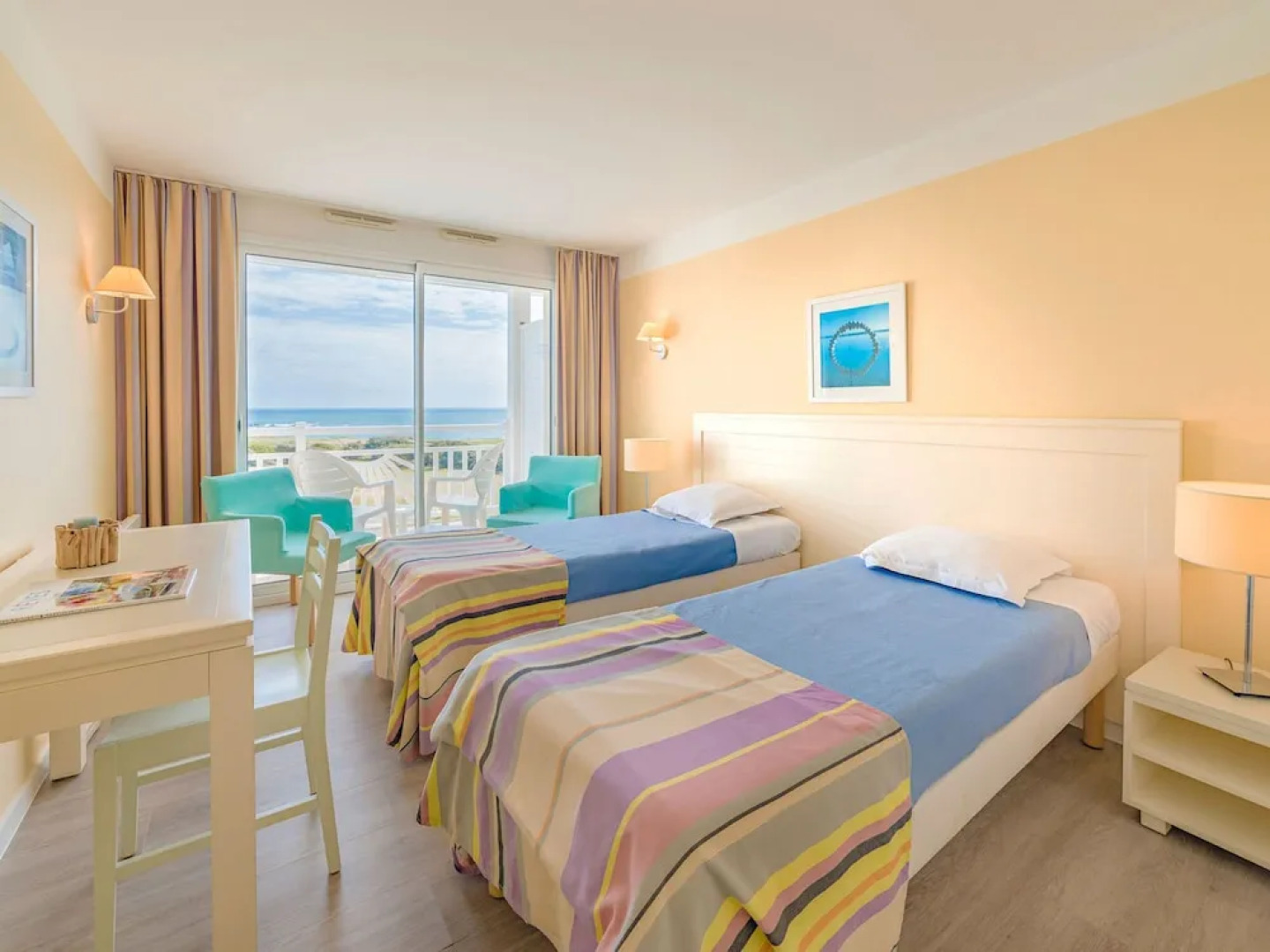 Cozy Appartment With a Dishwasher and Wonderful sea View