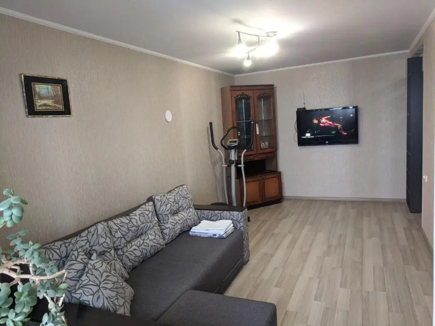 Apartment with balcony on Peremohy Avenue 43