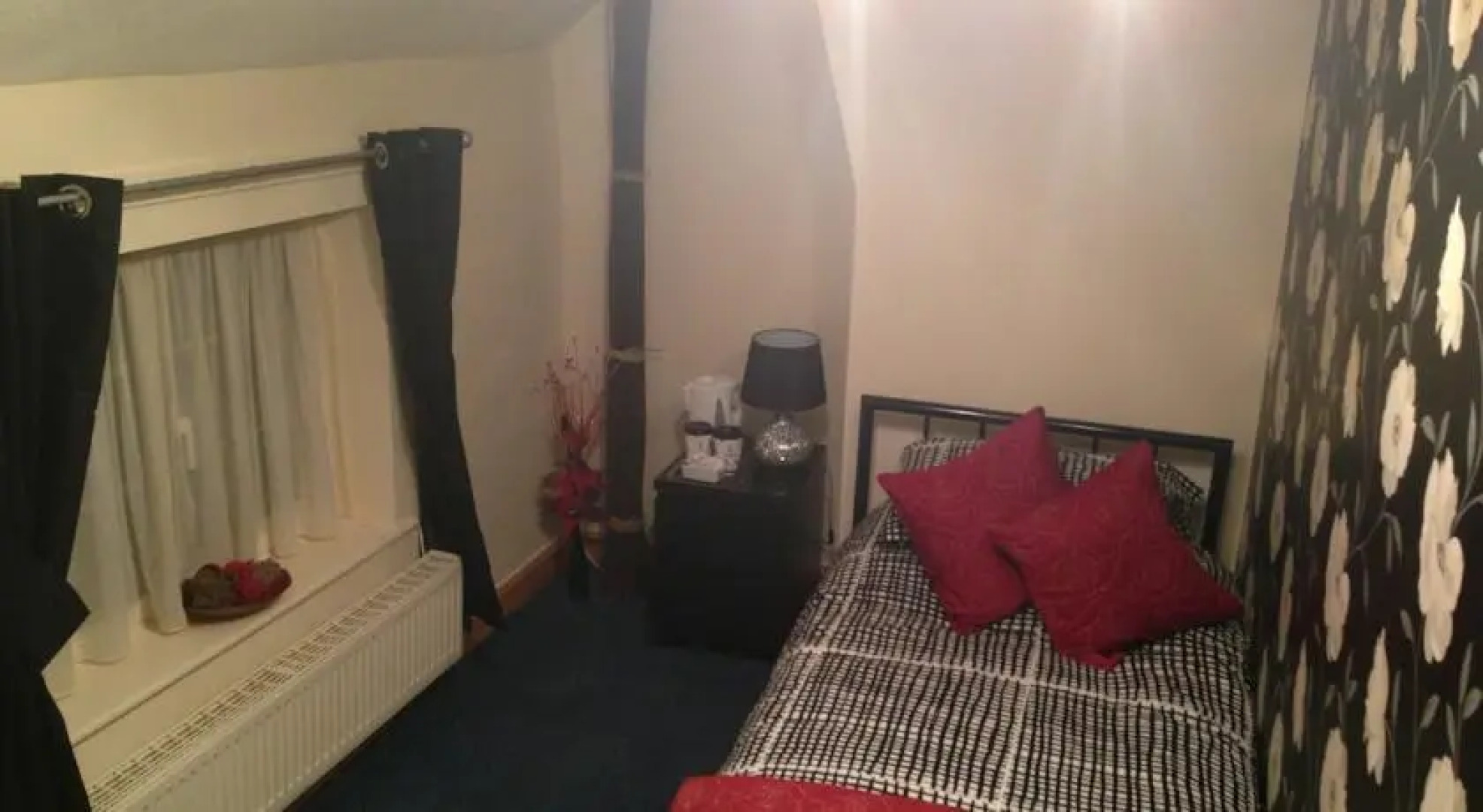 The Golden Lion Hotel