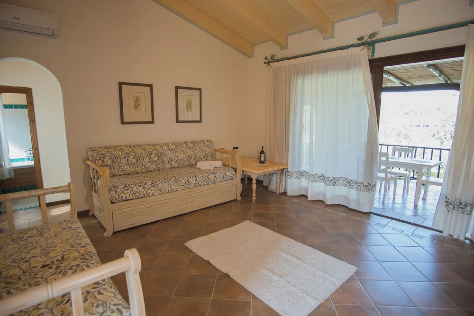 Beautiful Il Giardino Degli Oleandri one Bedroom Premium Apartment Sleeps 4