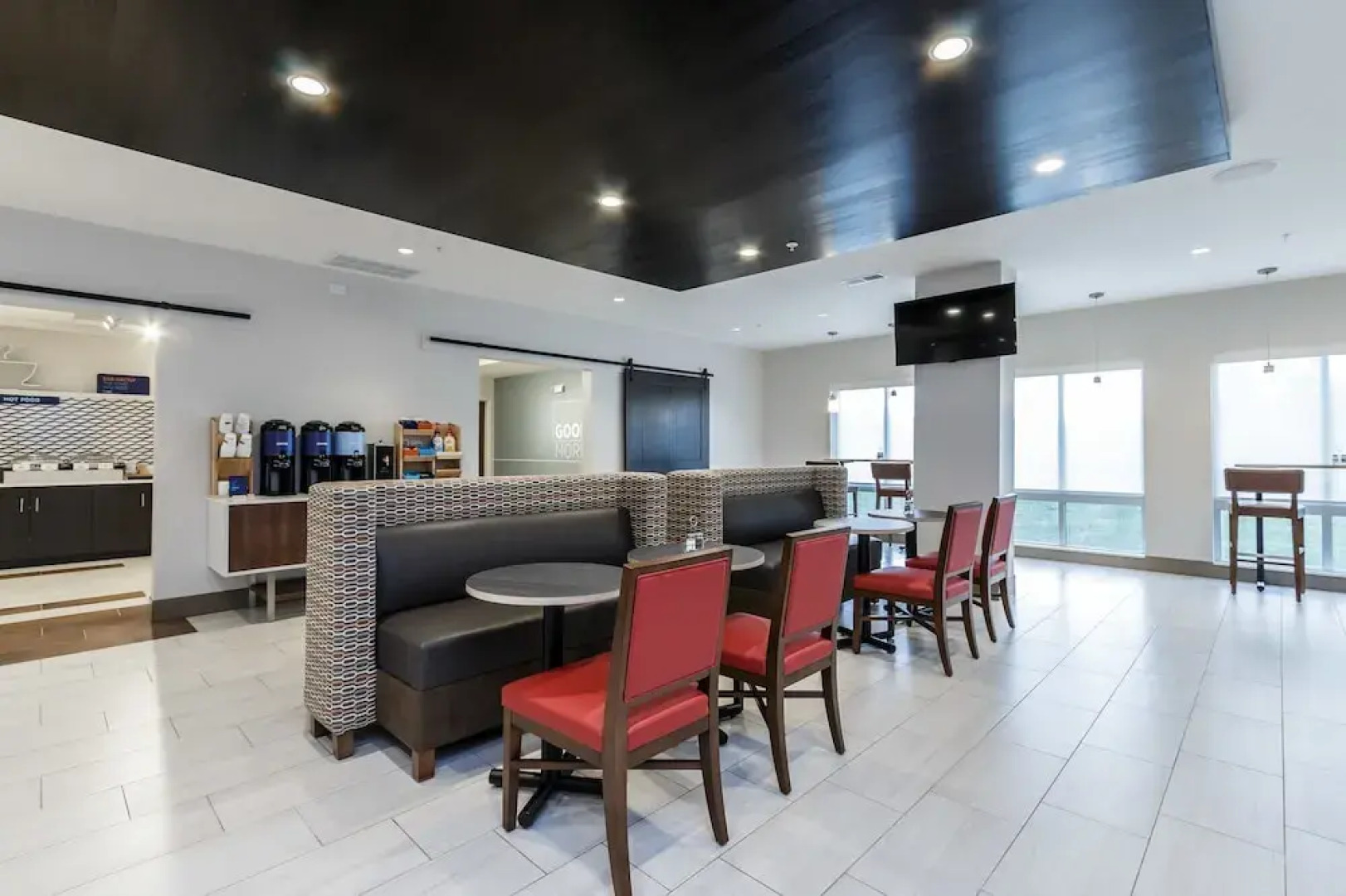 Holiday Inn Express & Suites South Bend South