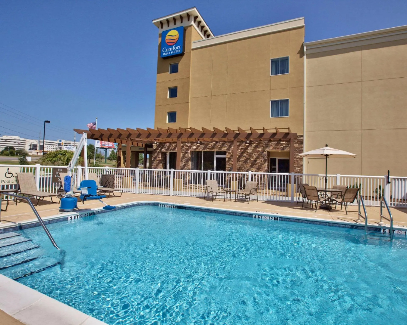 Comfort Inn & Suites Dothan East