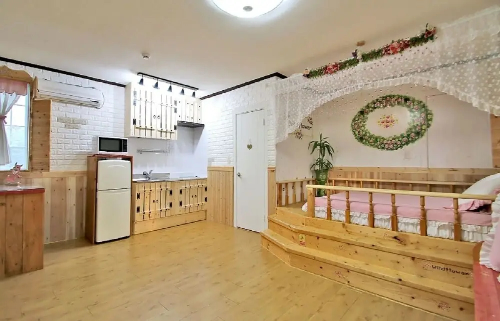 Daegwallyeong Wild Floaroma Pension