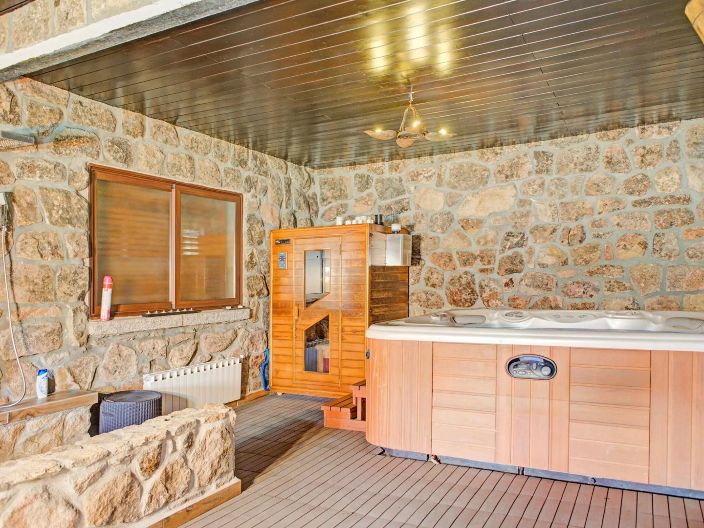 Rural Apartment in Galapagar with Garden, Pool and Spa