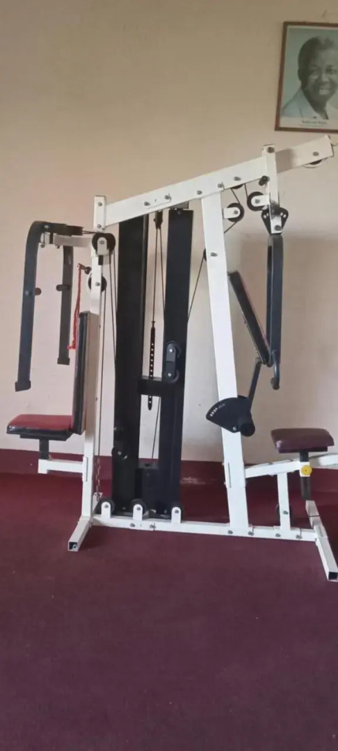 African Flower Hotel