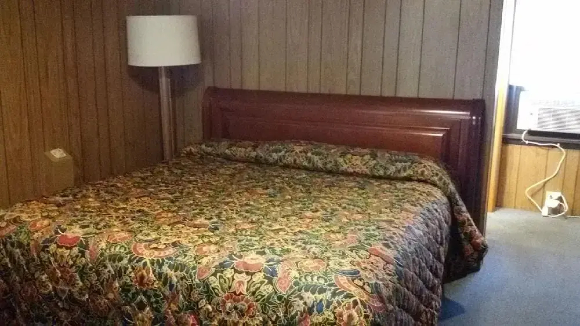 Knights Inn Stevens Point