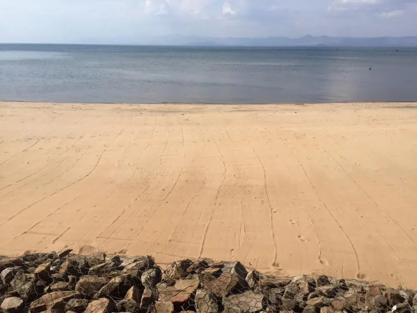 Namiyasi Lake Cottage