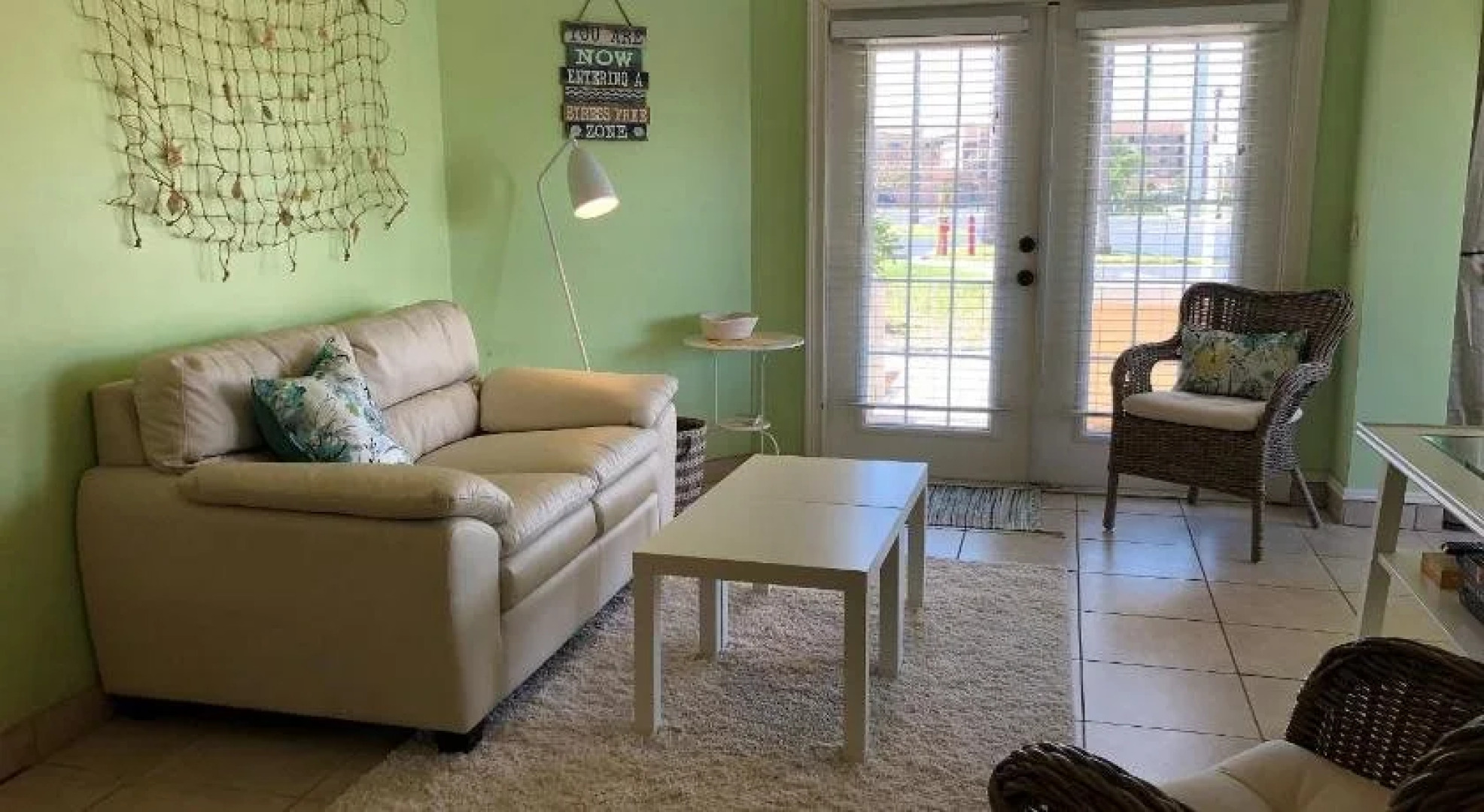 Royal Mansions Resort