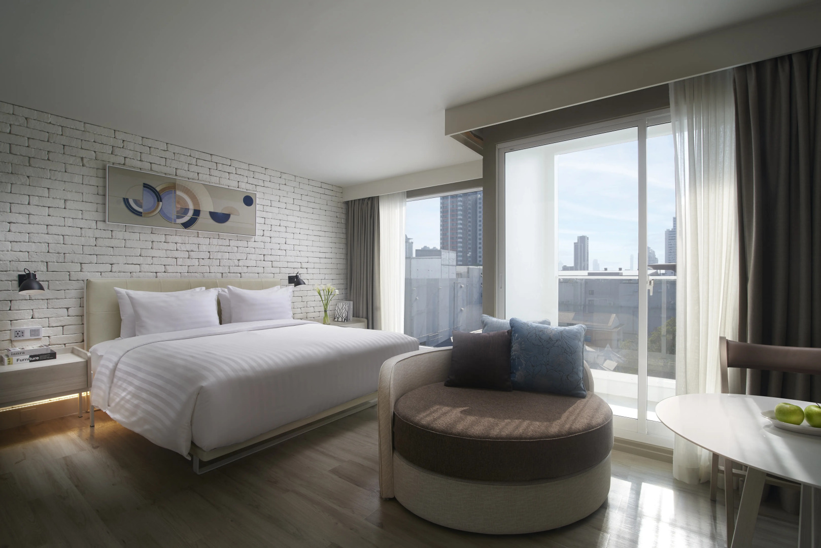 Shama Yen-Akat Bangkok