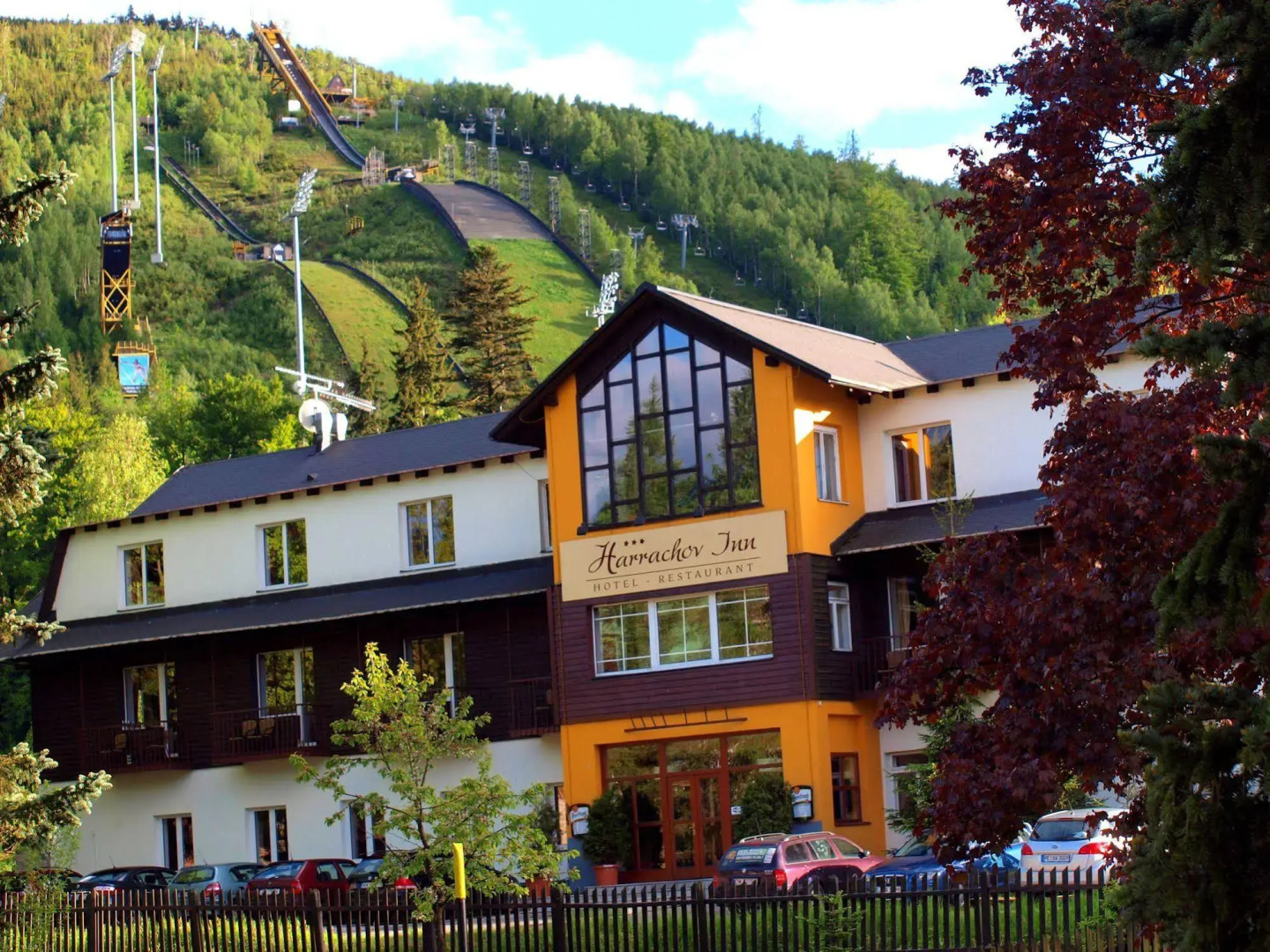 Hotel Harrachov Inn