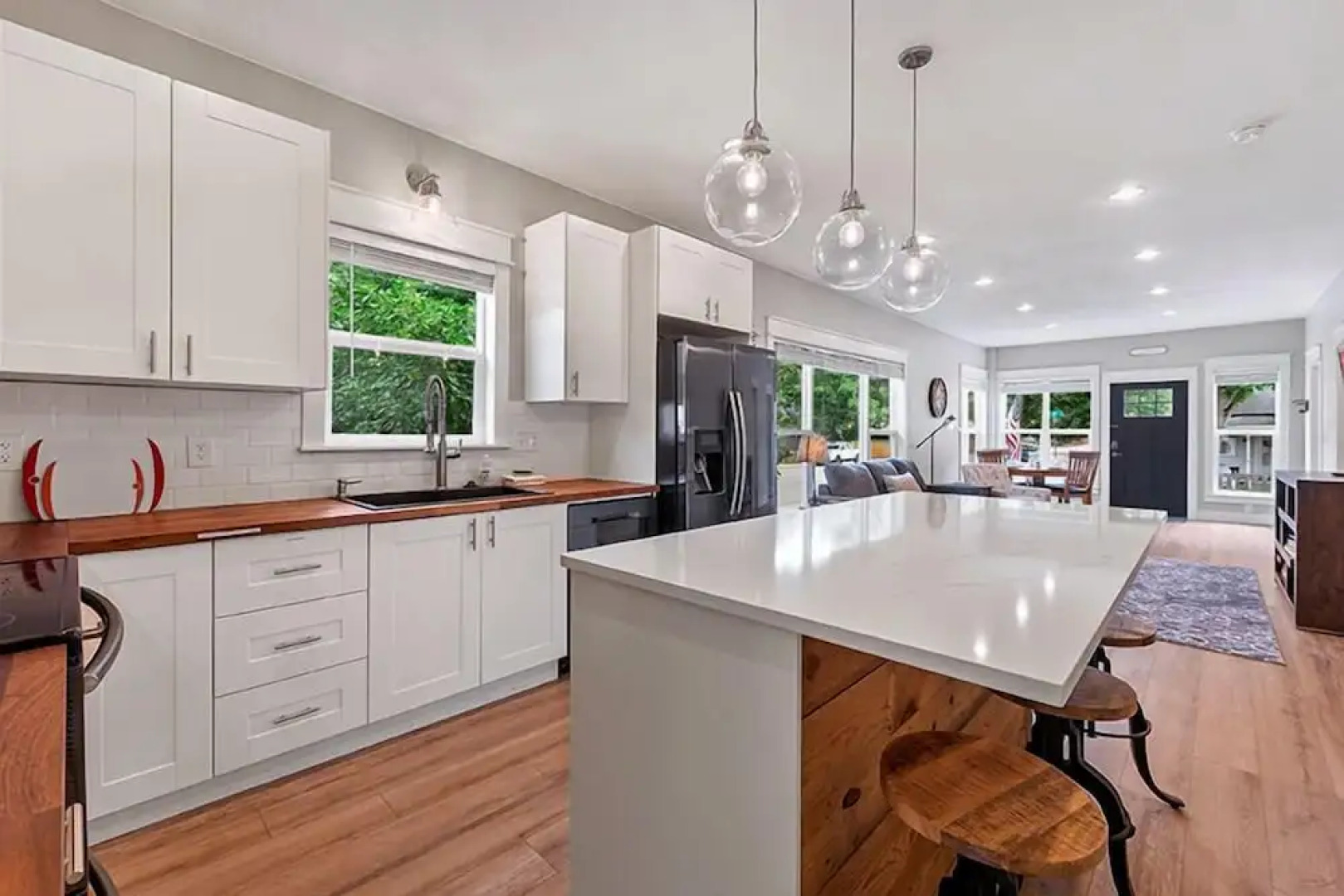 Cozy Chic Home in Downtown Loveland!