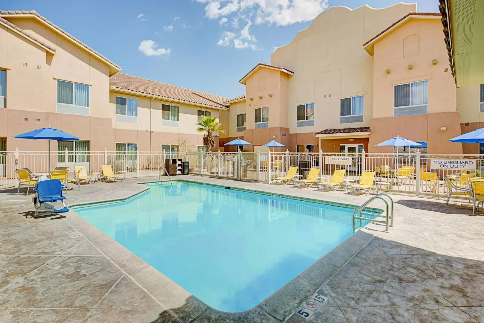 Fairfield Inn & Suites Twentynine Palms-Joshua Tree National Park