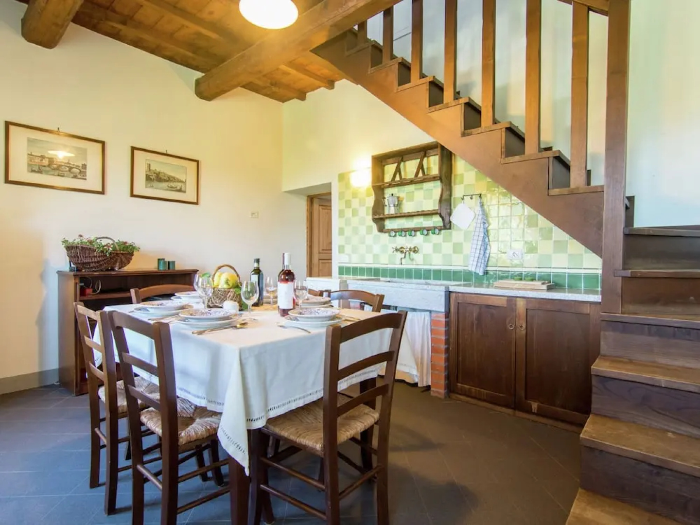 Scenic Stay Near Florence